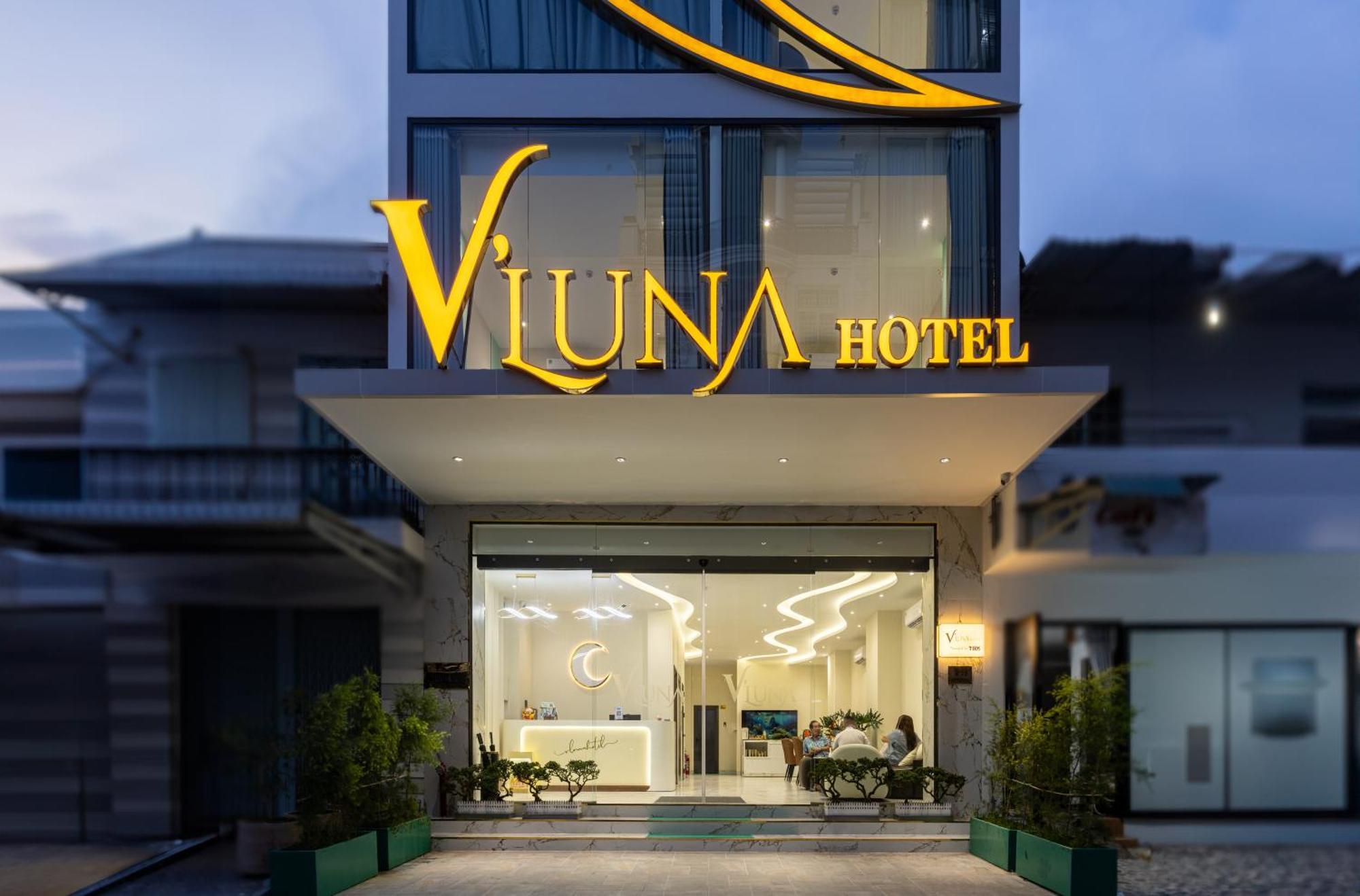 V'Luna Hotel - Managed By Thm Кантхо Экстерьер фото