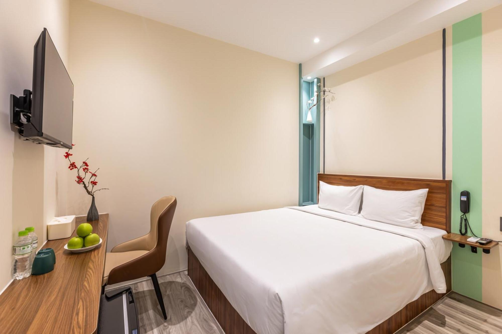 V'Luna Hotel - Managed By Thm Кантхо Экстерьер фото